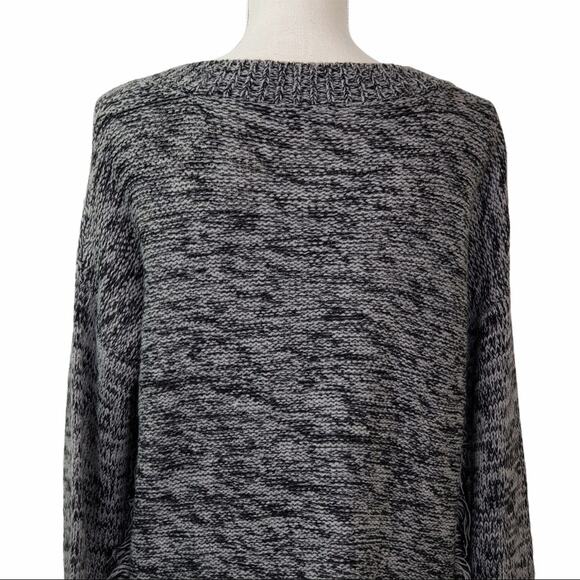 Love Token Amelia Fringe Sweater - Picture 7 of 15